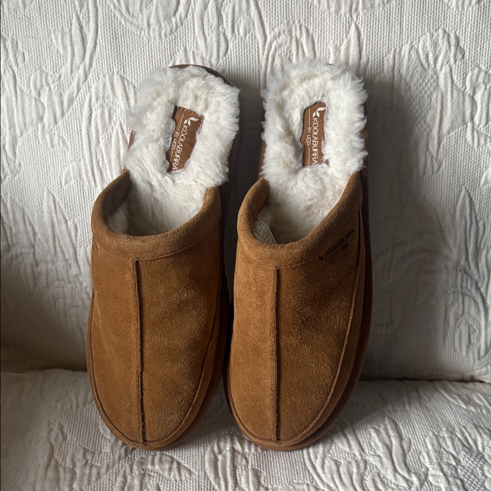 Koolaburra by UGG Tan Suede with White Plush Lining